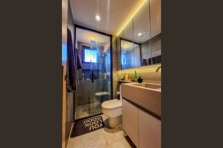 Studio à venda com 26m², 1 quarto e sem vaga Studio à venda com 26m², 1 quarto e sem vagaBanheiro