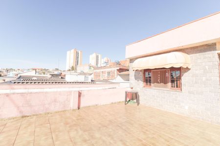 Apartamento à venda com 214m², 2 quartos e 6 vagas Apartamento à venda com 214m², 2 quartos e 6 vagasTerraço