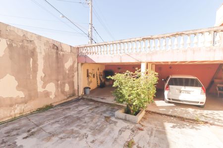 Apartamento à venda com 214m², 2 quartos e 6 vagas Apartamento à venda com 214m², 2 quartos e 6 vagasTerraço