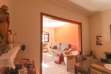 Apartamento à venda com 214m², 2 quartos e 6 vagas Apartamento à venda com 214m², 2 quartos e 6 vagasSala