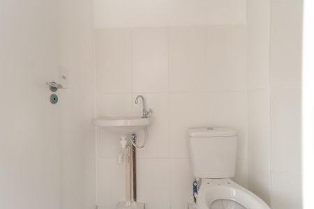 Apartamento à venda com 42m², 2 quartos e 1 vaga Apartamento à venda com 42m², 2 quartos e 1 vagaBanheiro