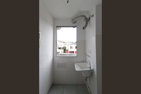 Apartamento à venda com 42m², 2 quartos e 1 vaga Apartamento à venda com 42m², 2 quartos e 1 vagaCozinha e Área de Serviço