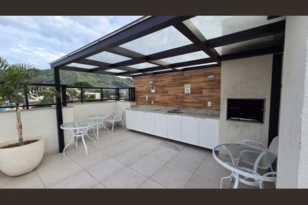 Apartamento à venda com 42m², 2 quartos e 1 vaga Apartamento à venda com 42m², 2 quartos e 1 vagaÁrea comum - Churrasqueira