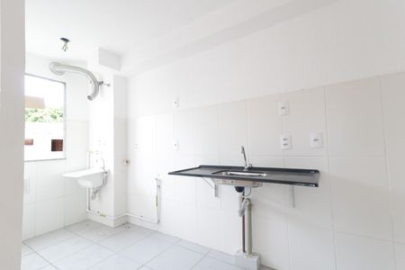 Apartamento à venda com 42m², 2 quartos e 1 vaga Apartamento à venda com 42m², 2 quartos e 1 vagaCozinha e Área de Serviço