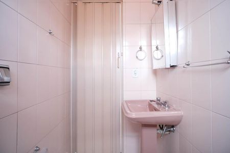 Casa à venda com 145m², 3 quartos e 2 vagasBanheiro