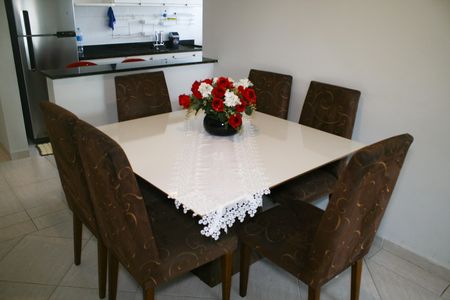 Apartamento para alugar com 73m², 2 quartos e 1 vagaSala