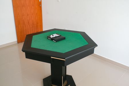 Apartamento para alugar com 73m², 2 quartos e 1 vagaÁrea comum - Salão de jogos