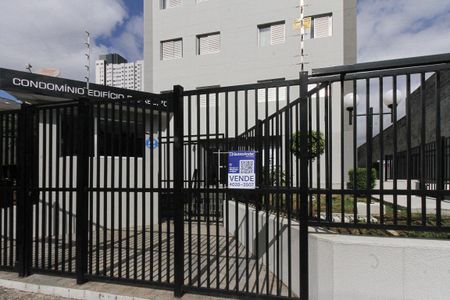 Apartamento à venda com 64m², 2 quartos e 2 vagasFachada e placa