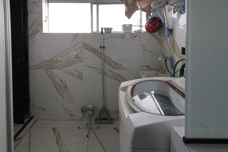 Apartamento à venda com 64m², 2 quartos e 2 vagasÁrea de Serviço