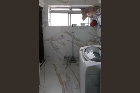 Apartamento à venda com 64m², 2 quartos e 2 vagasÁrea de Serviço