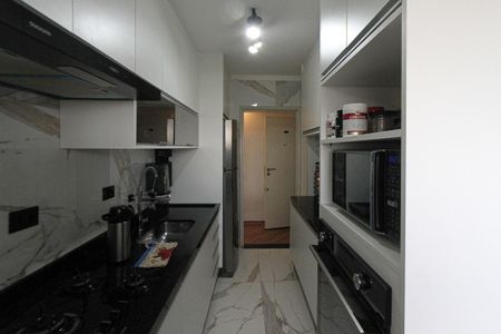 Apartamento à venda com 64m², 2 quartos e 2 vagasCozinha