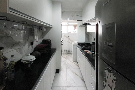 Apartamento à venda com 64m², 2 quartos e 2 vagasCozinha