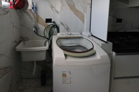 Apartamento à venda com 64m², 2 quartos e 2 vagasÁrea de Serviço