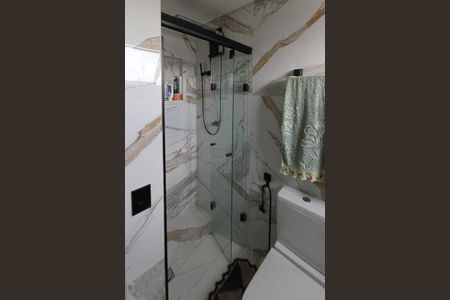 Apartamento à venda com 64m², 2 quartos e 2 vagasBanheiro