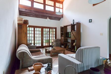 Casa de condomínio à venda com 250m², 4 quartos e 2 vagasSala