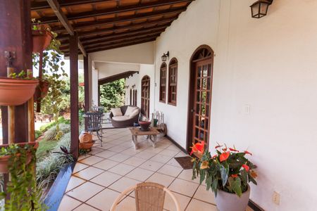 Casa de condomínio à venda com 250m², 4 quartos e 2 vagasÁrea Externa