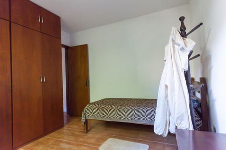 Casa de condomínio à venda com 250m², 4 quartos e 2 vagasQuarto 1