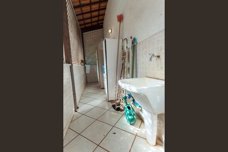 Casa de condomínio à venda com 250m², 4 quartos e 2 vagasÁrea de Serviço