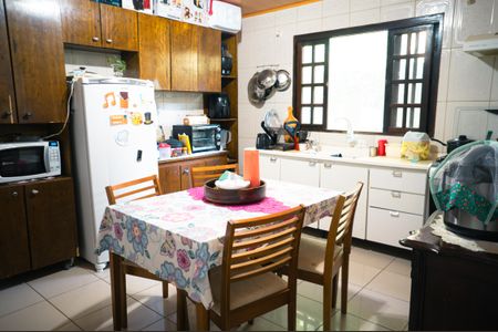 Casa para alugar com 150m², 3 quartos e 1 vaga Casa para alugar com 150m², 3 quartos e 1 vagaCozinha