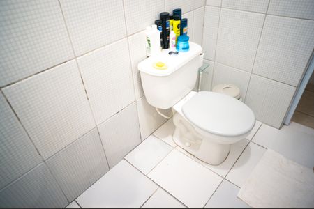 Casa para alugar com 150m², 3 quartos e 1 vaga Casa para alugar com 150m², 3 quartos e 1 vagaBanheiro Corredor