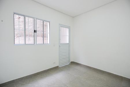 Casa para alugar com 80m², 2 quartos e 1 vaga Casa para alugar com 80m², 2 quartos e 1 vagaSala