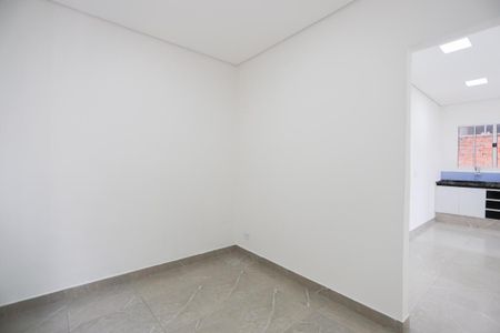 Casa para alugar com 80m², 2 quartos e 1 vaga Casa para alugar com 80m², 2 quartos e 1 vagaSala