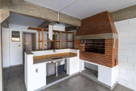 Casa à venda com 262m², 3 quartos e 2 vagasÁrea comum - Salão de festas