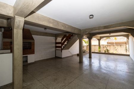 Casa à venda com 262m², 3 quartos e 2 vagasÁrea comum - Salão de festas