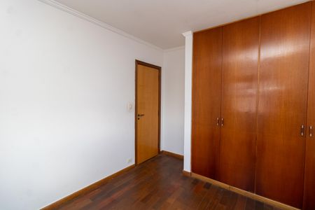 Casa à venda com 262m², 3 quartos e 2 vagasQuarto 1