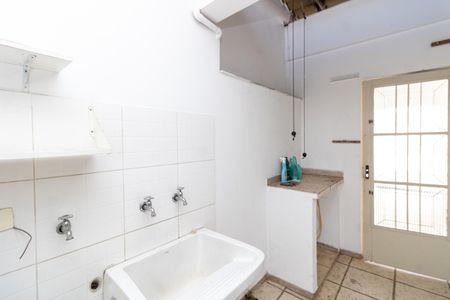 Casa à venda com 262m², 3 quartos e 2 vagasÁrea de Serviço