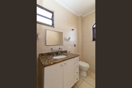 Casa à venda com 262m², 3 quartos e 2 vagasBanheiro da Suíte