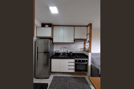Apartamento para alugar com 32m², 2 quartos e sem vaga Apartamento para alugar com 32m², 2 quartos e sem vagaCozinha - Armários