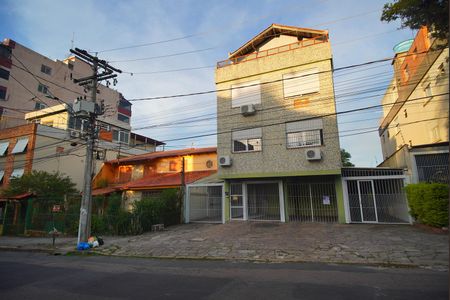 Apartamento à venda com 138m², 2 quartos e 1 vaga Apartamento à venda com 138m², 2 quartos e 1 vagaFachada