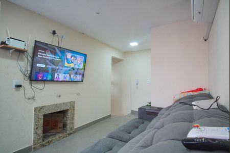 Apartamento à venda com 138m², 2 quartos e 1 vaga Apartamento à venda com 138m², 2 quartos e 1 vagaSala