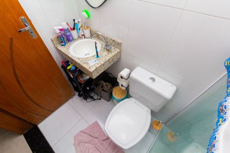 Casa de condomínio para alugar com 110m², 3 quartos e 1 vaga Casa de condomínio para alugar com 110m², 3 quartos e 1 vagaBanheiro 2