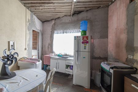 Casa para alugar com 30m², 1 quarto e 3 vagasCozinha 