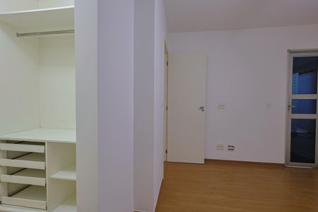 Apartamento à venda com 145m², 4 quartos e 2 vagasQuarto 3 - Suíte