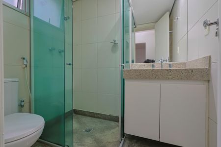 Apartamento à venda com 145m², 4 quartos e 2 vagasBanheiro da Suíte