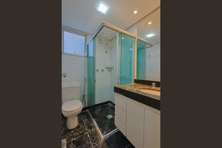 Apartamento à venda com 145m², 4 quartos e 2 vagasBanheiro