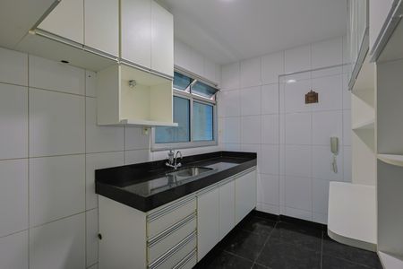 Apartamento à venda com 145m², 4 quartos e 2 vagasCozinha