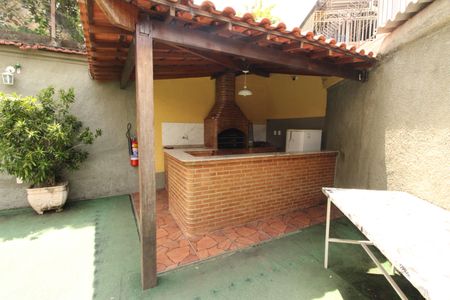 Apartamento à venda com 39m², 2 quartos e sem vagaÁrea comum