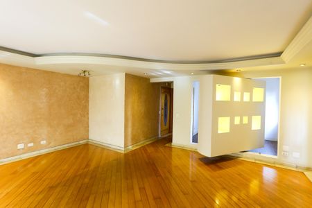Apartamento para alugar com 170m², 3 quartos e 3 vagasSala