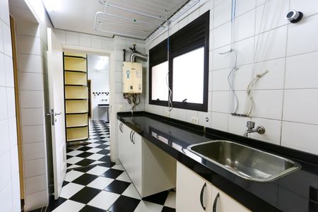 Apartamento para alugar com 170m², 3 quartos e 3 vagasÁrea de Serviço