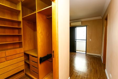 Apartamento para alugar com 170m², 3 quartos e 3 vagasCloset da suíte 3