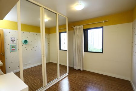 Apartamento para alugar com 170m², 3 quartos e 3 vagasSuíte 2