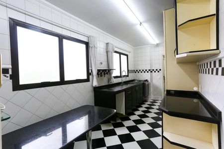 Apartamento para alugar com 170m², 3 quartos e 3 vagasCozinha