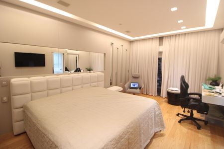 Apartamento à venda com 235m², 2 quartos e 4 vagasQuarto 2