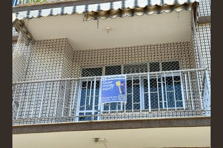 Apartamento à venda com 56m², 3 quartos e 1 vaga Apartamento à venda com 56m², 3 quartos e 1 vagaPlaca