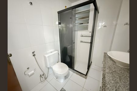 Apartamento à venda com 56m², 3 quartos e 1 vaga Apartamento à venda com 56m², 3 quartos e 1 vagaBanheiro