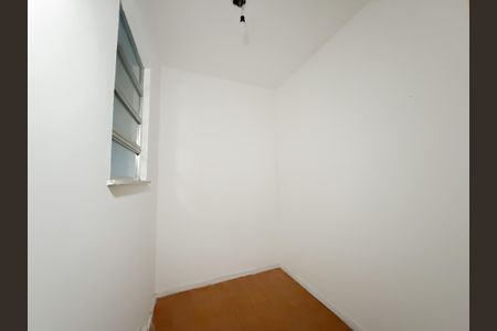 Apartamento à venda com 56m², 3 quartos e 1 vaga Apartamento à venda com 56m², 3 quartos e 1 vagaBanheiro de Serviço